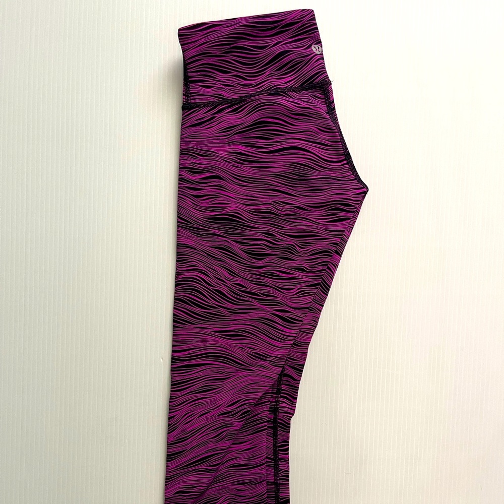 Lululemon size 4 legging